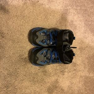 Vitike Boys Snow Boots. Non Slip Metal Buckle Sole High Top Waterproof.